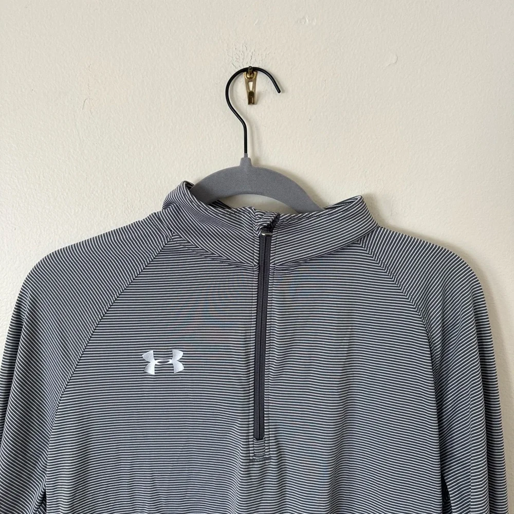 Men's Under Armour Medium Black and White Thin Quarter Zip